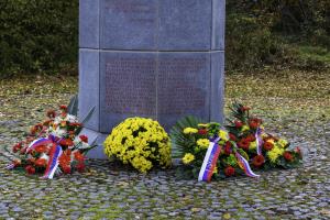 2020_10_30 Polaganje venca pri spomeniku na Zg. Lazah_Foto_Uroš Novina_016